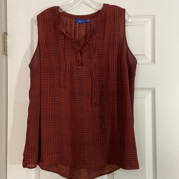 Apt. 9 Tops - Apt 9 lace up tank top blouse